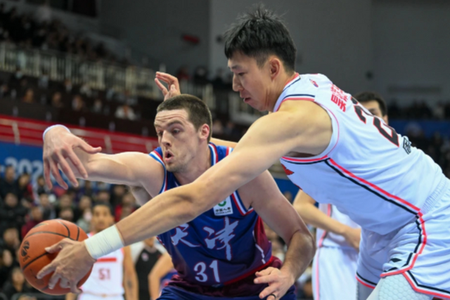 关于华莱士致命乌龙，助球队遭遇失利的信息