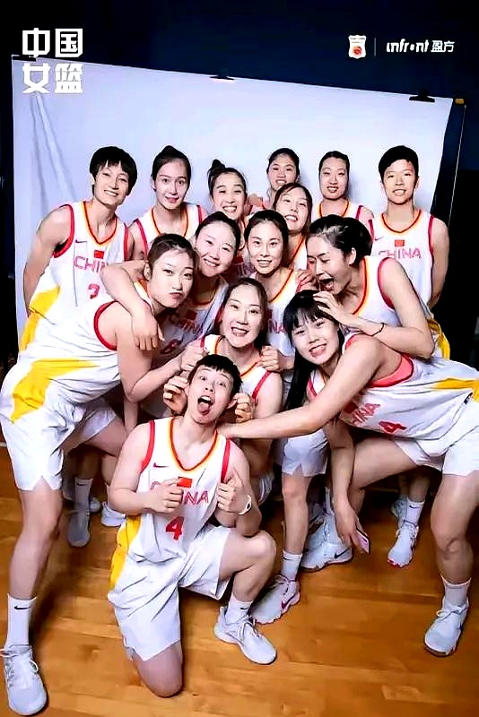 青岛女篮全员集结备战，冲击新赛季