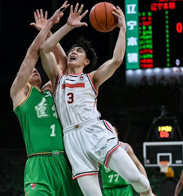 东京奥运会男篮选拔赛开幕，新星争相崭露头角(东京奥运会男篮球资格赛)